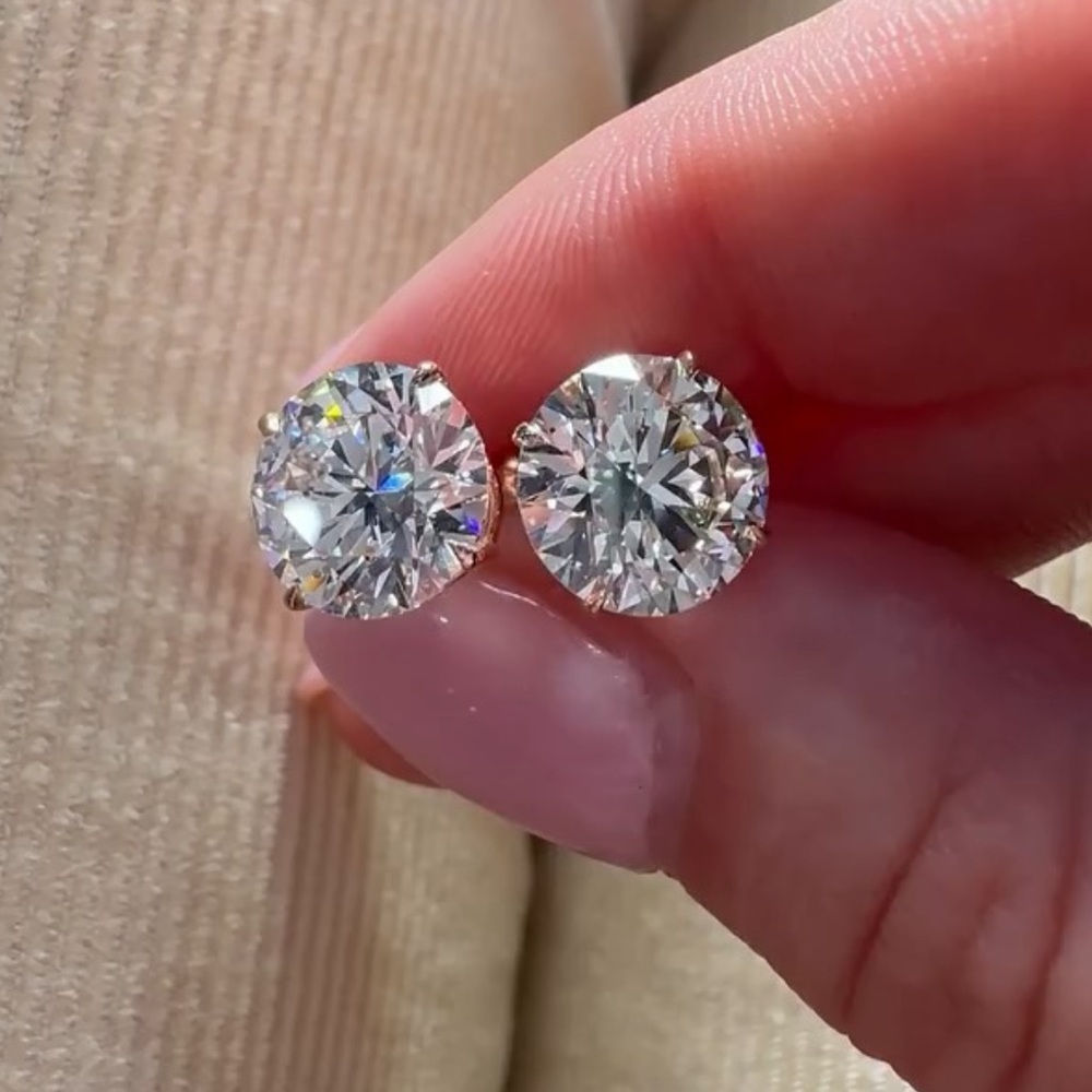 18k 2ct Brilliant Cut Studs